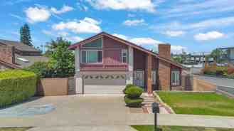 2750 N Canal St - Photo 1 of 1