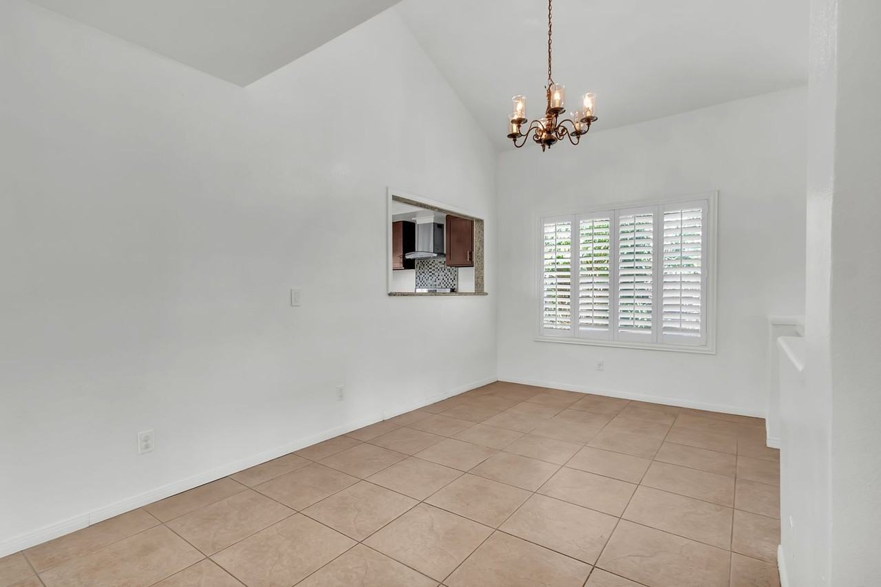 2750 N Canal St - Photo 5 of 31