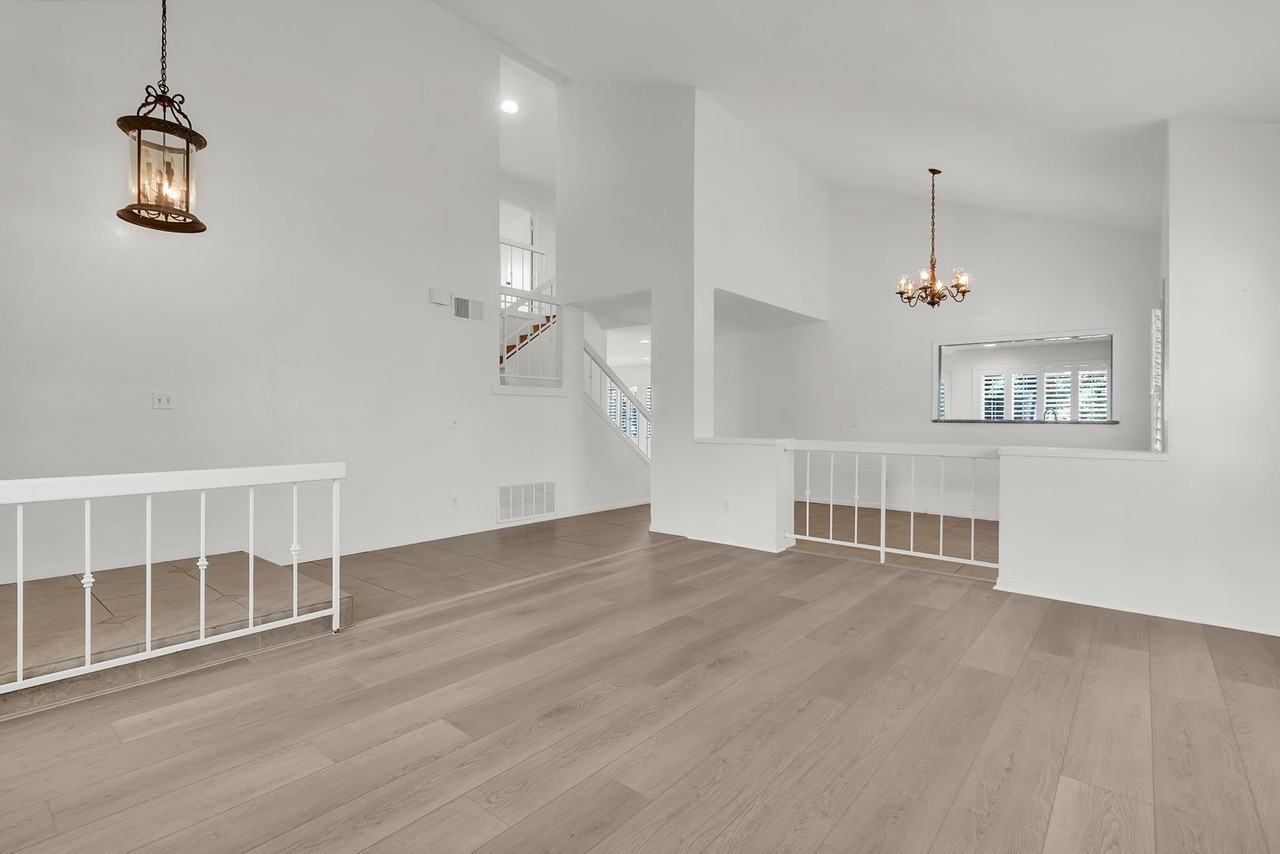 2750 N Canal St - Photo 6 of 31