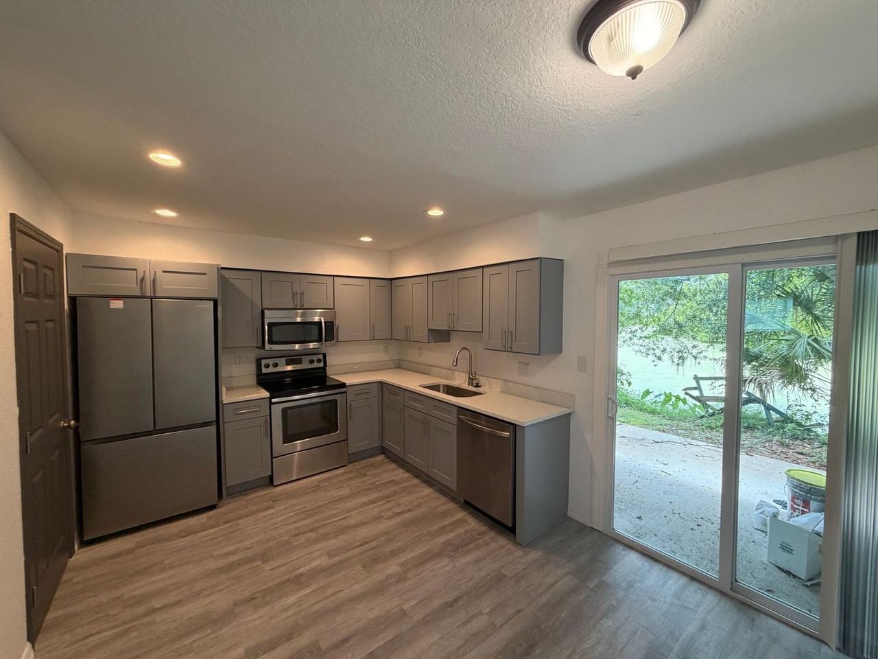 3924 Crayrich Cir #C5 - Photo 6 of 15
