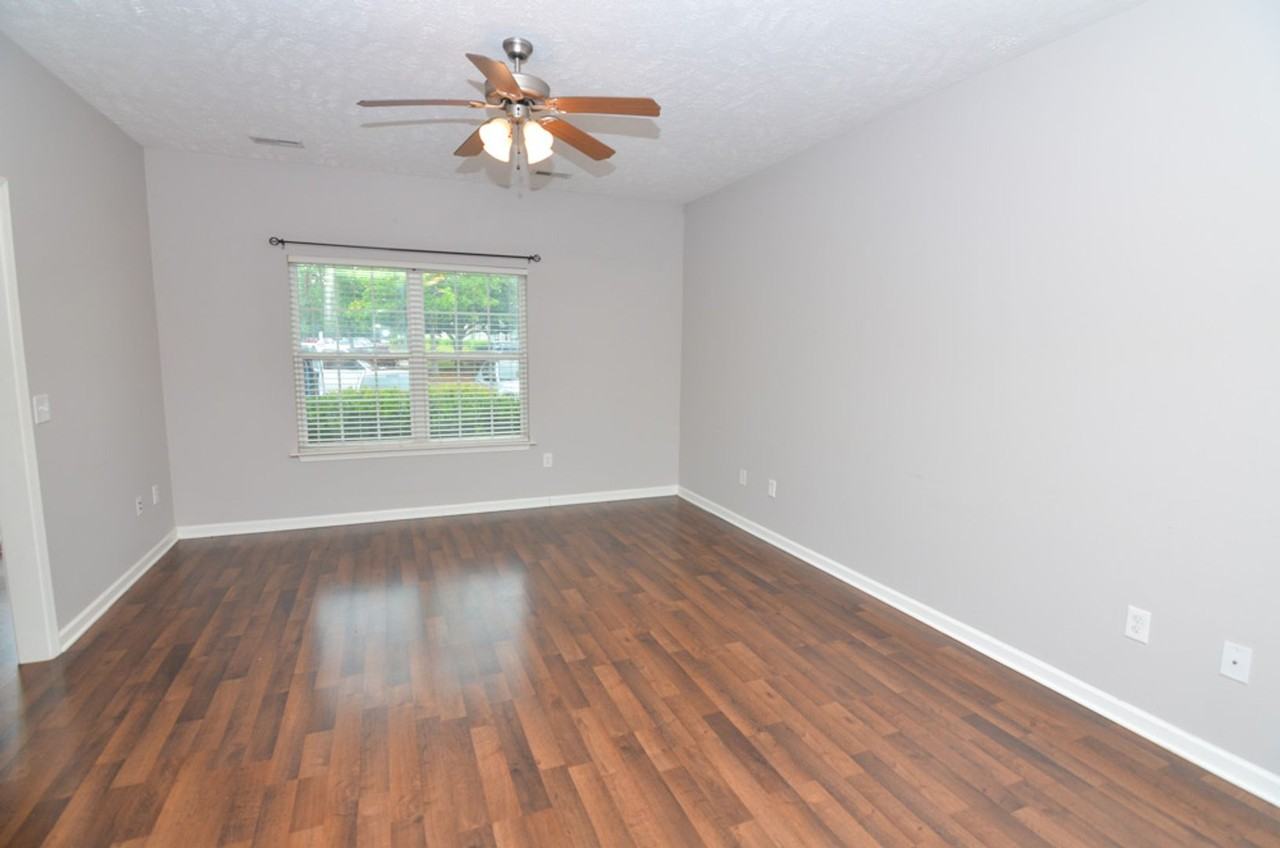 2455 New Holland Cir - Photo 5 of 15