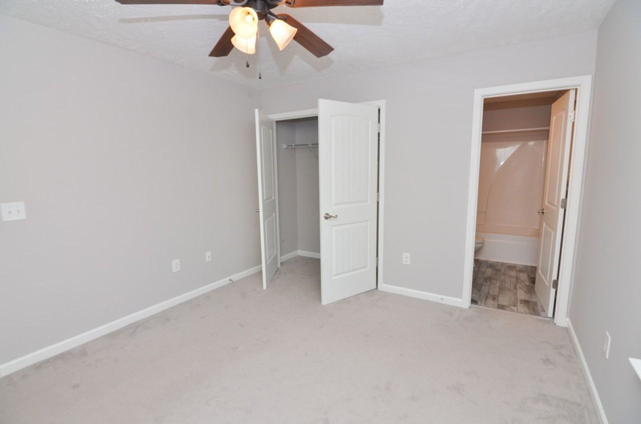 2455 New Holland Cir - Photo 6 of 15
