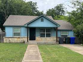 2729 Proctor Ave - Photo 1 of 1