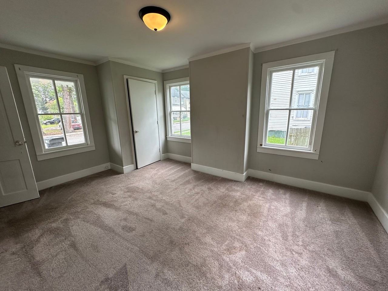 201 W Cypress St - Photo 7 of 15