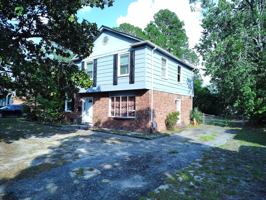 featured image of 515 Farmview Dr