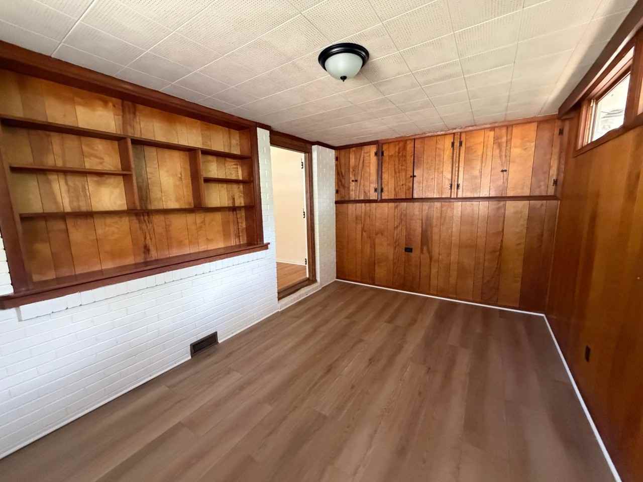 1312 Ridge Rd - Photo 4 of 17