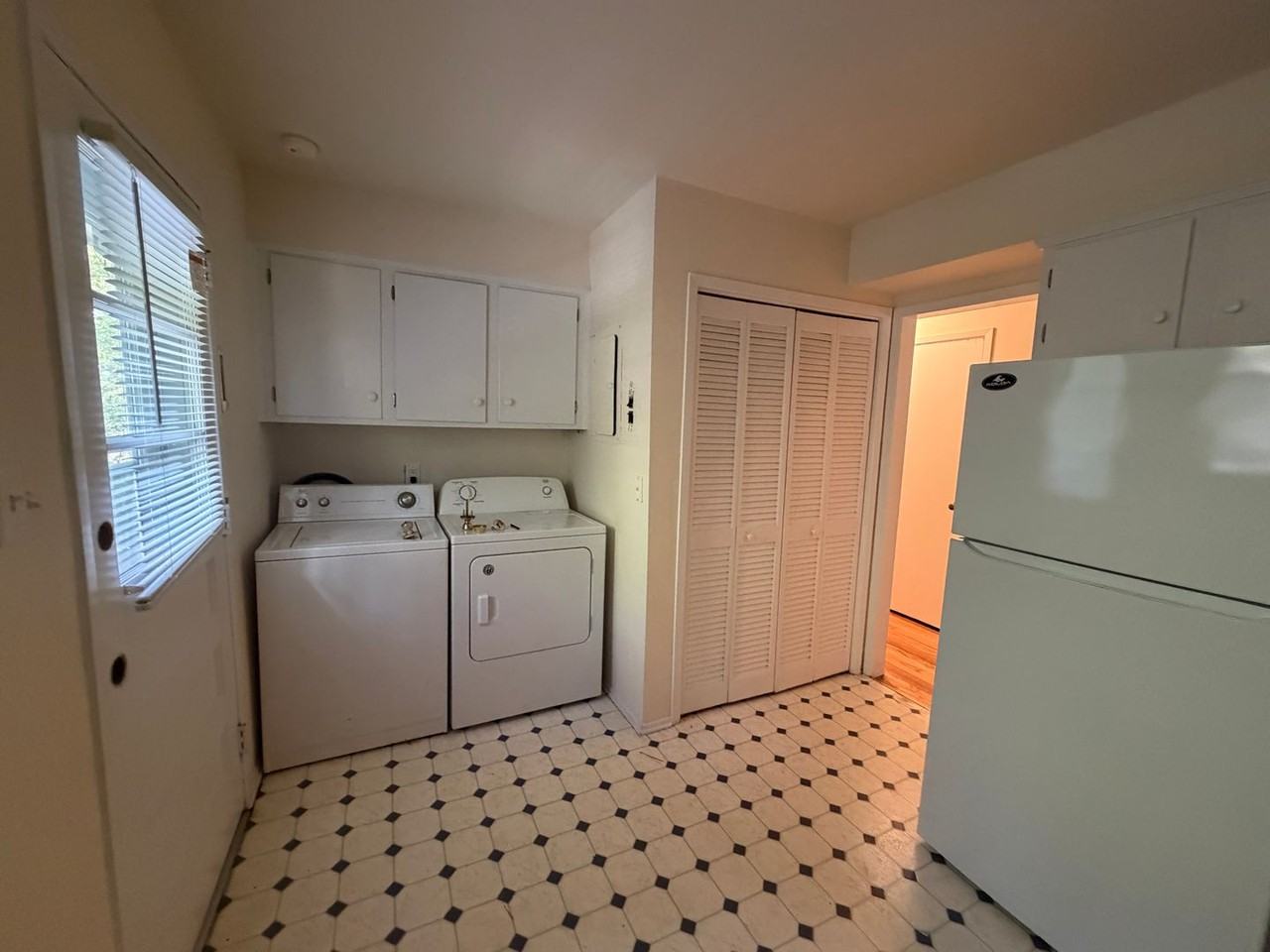 1312 Ridge Rd - Photo 6 of 17