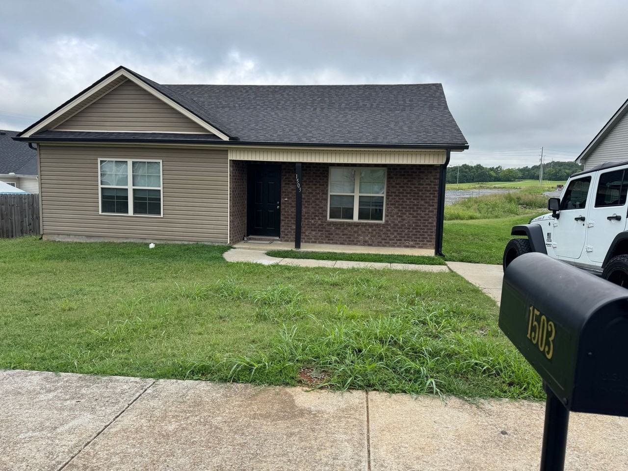 1503 Gambill Wood Dr - Photo 3 of 26