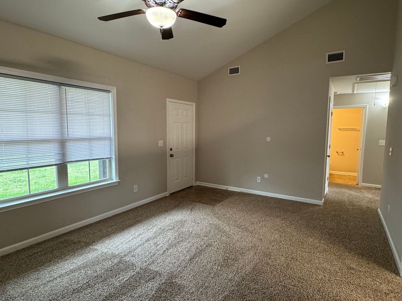 1503 Gambill Wood Dr - Photo 5 of 26