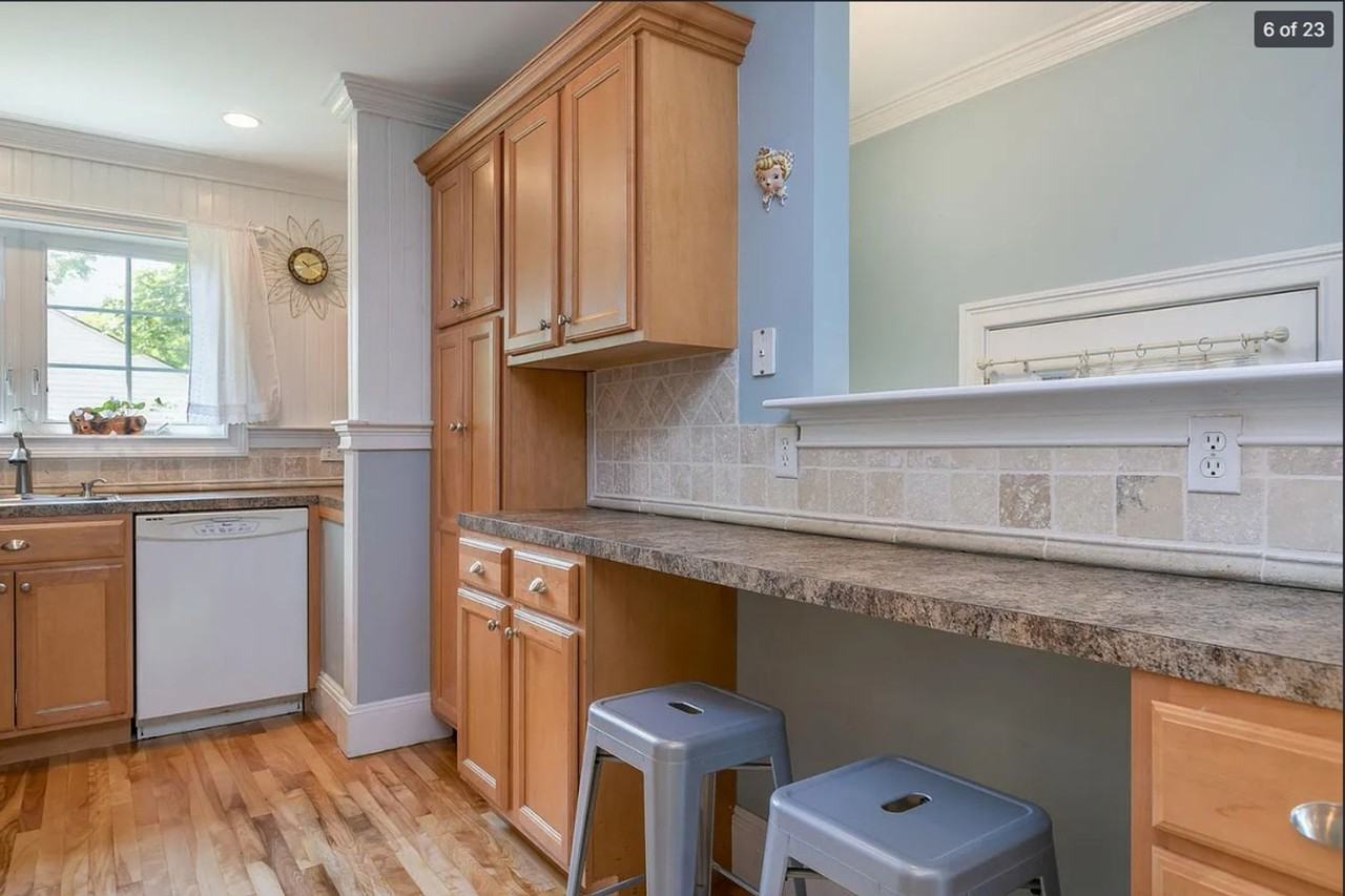 18 Taylor St - Photo 6 of 18