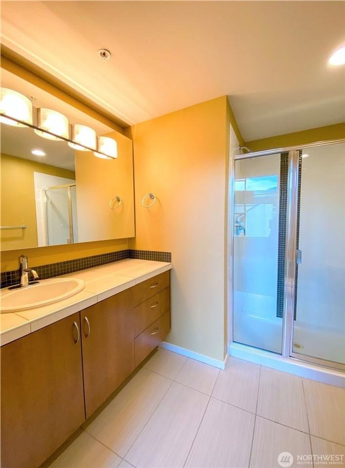 15235 Ne 81st Way #103 - Photo 6 of 12