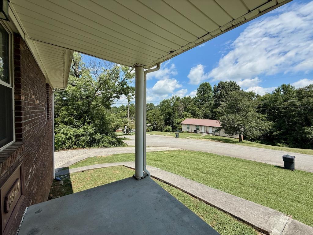 2884 Blue Ridge Dr - Photo 2 of 15