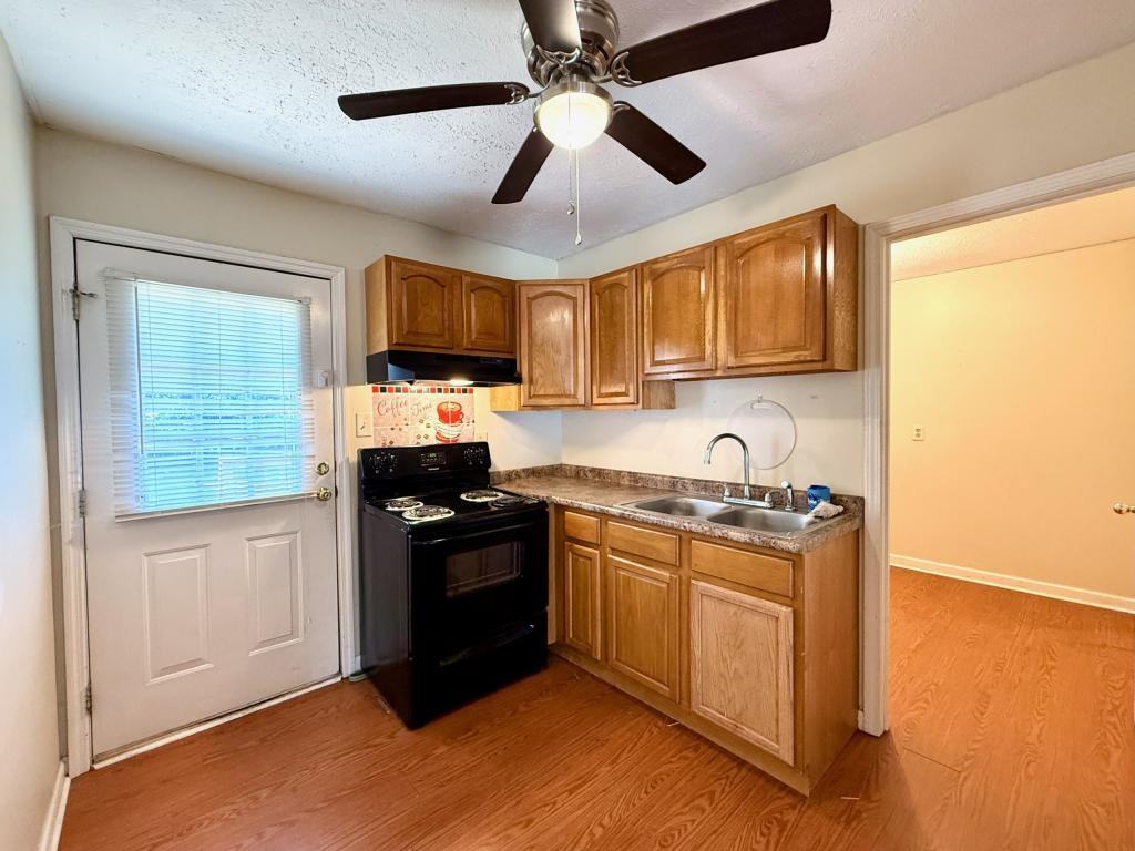 2884 Blue Ridge Dr - Photo 7 of 15
