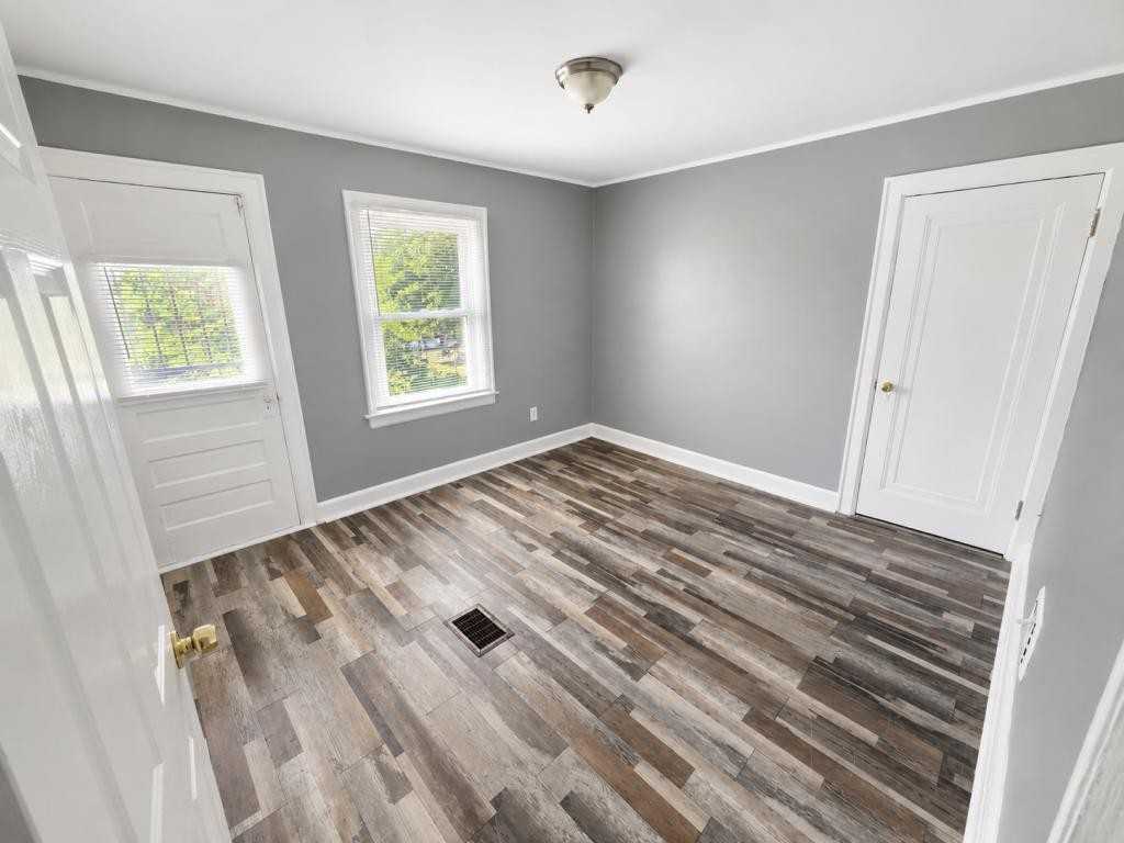 15311 Evanston St - Photo 6 of 6