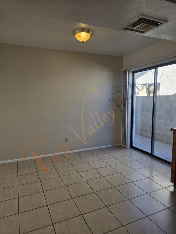 1811 Motor Ave - Photo 3 of 12