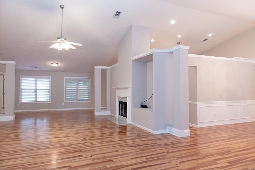 1159 Simonton Glen Way - Photo 6 of 33