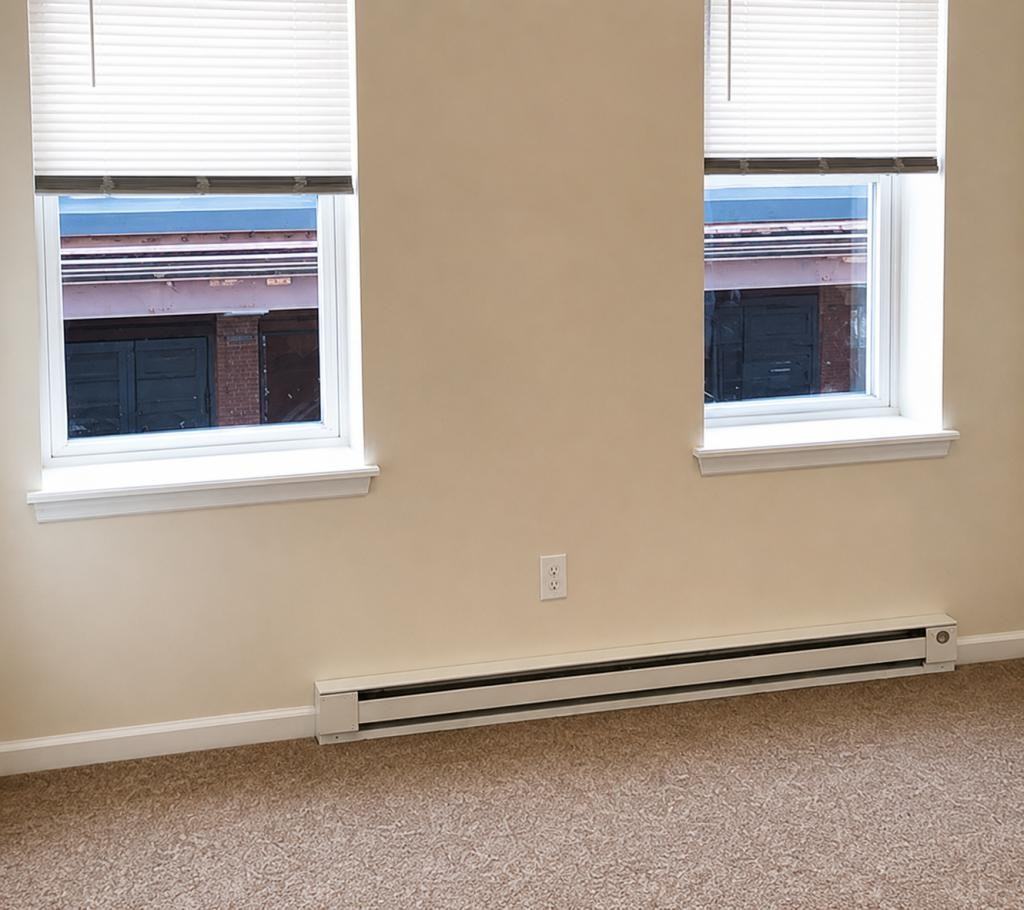 121 W Potomac St - Photo 2 of 6