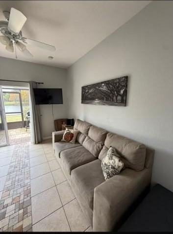 2411 Caravelle Cir - Photo 4 of 17
