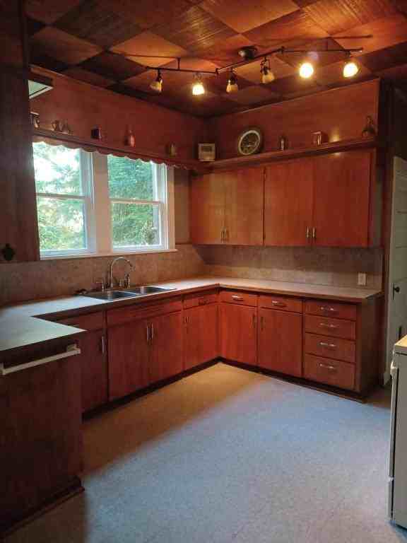 33554 Wirta Way - Photo 4 of 9