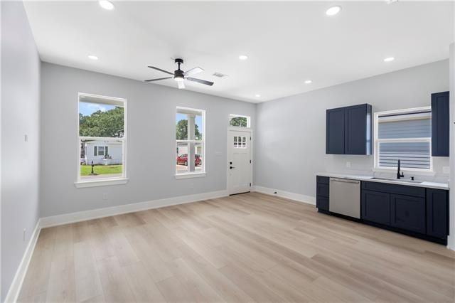 405 E 1st St ##A - Photo 4 of 13