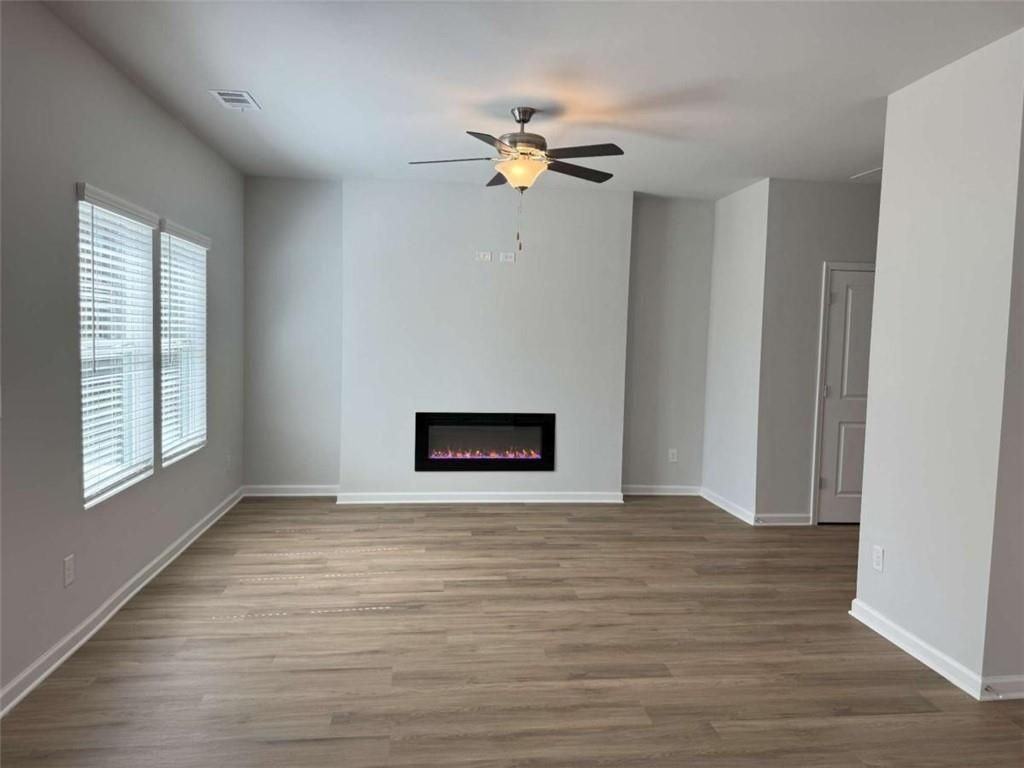 111 Woodside Ct - Photo 2 of 24