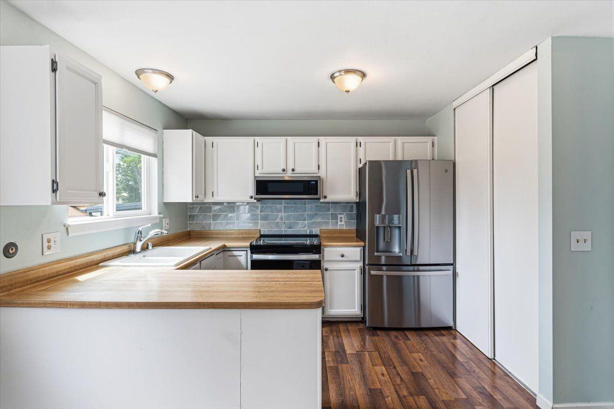 4418 S Argonne Way - Photo 3 of 25