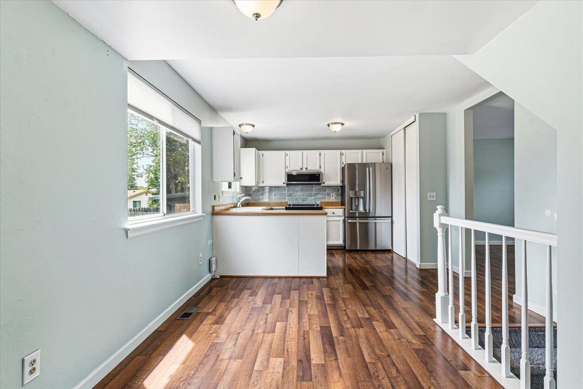 4418 S Argonne Way - Photo 7 of 25