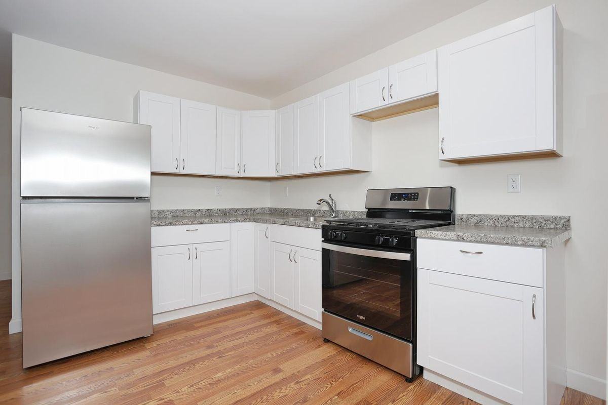 242 Kearsing Pkwy Apt F