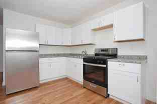 242 Kearsing Pkwy Apt F - Photo 1 of 1