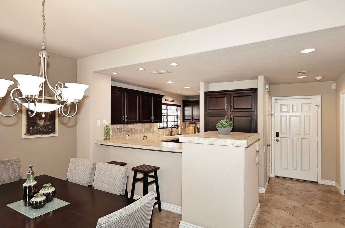 10019 E Mountain View Rd - Photo 2 of 17