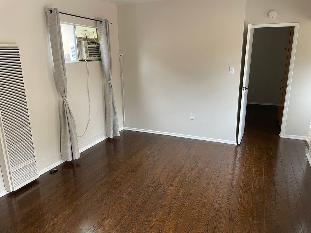 518 King St ##1/2 - Photo 7 of 15