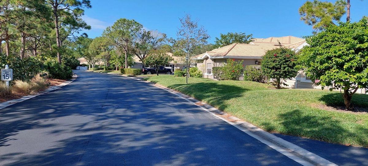 306 Emerald Bay Cir ##J5 - Photo 3 of 27