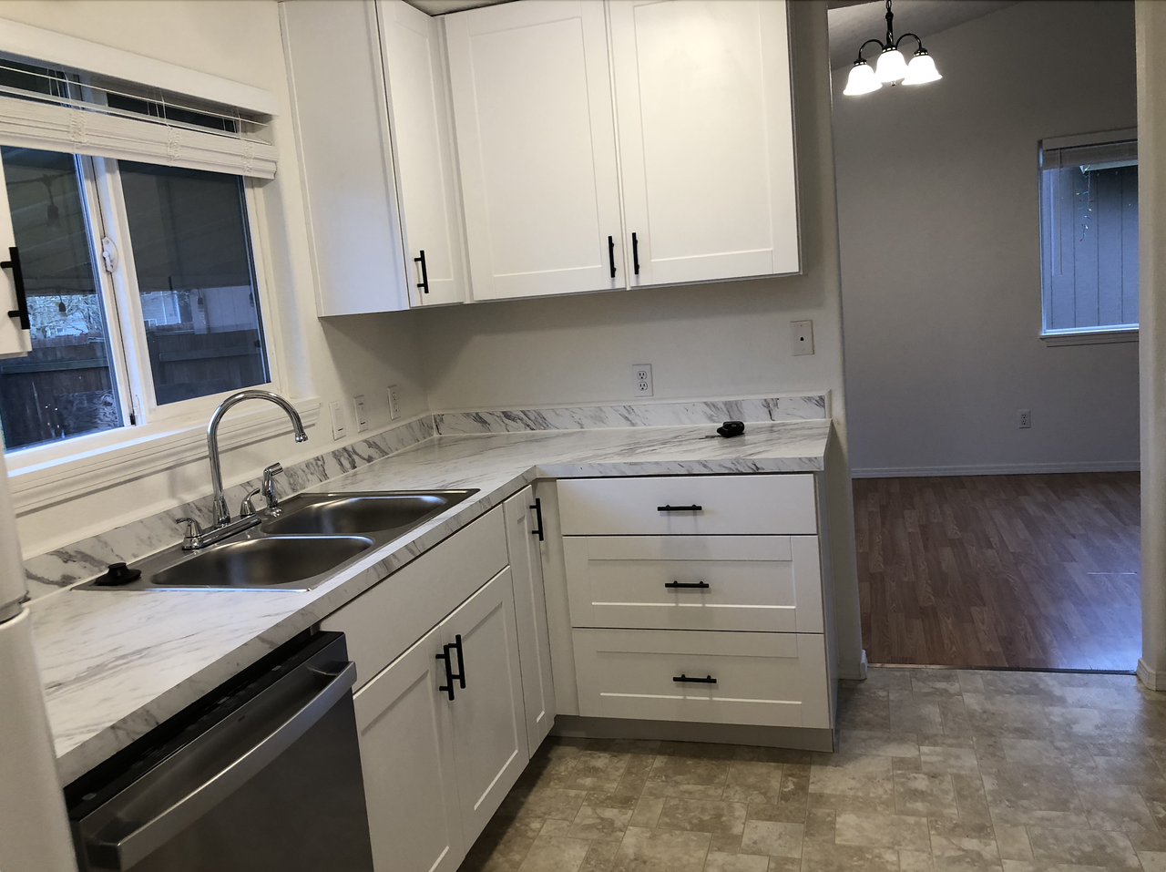 4225 Mahrt Avenue Southeast - Photo 5 of 20
