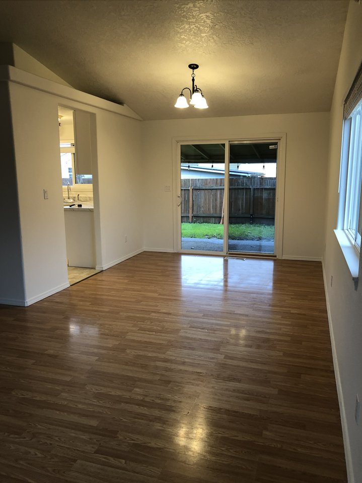 4225 Mahrt Avenue Southeast - Photo 2 of 20