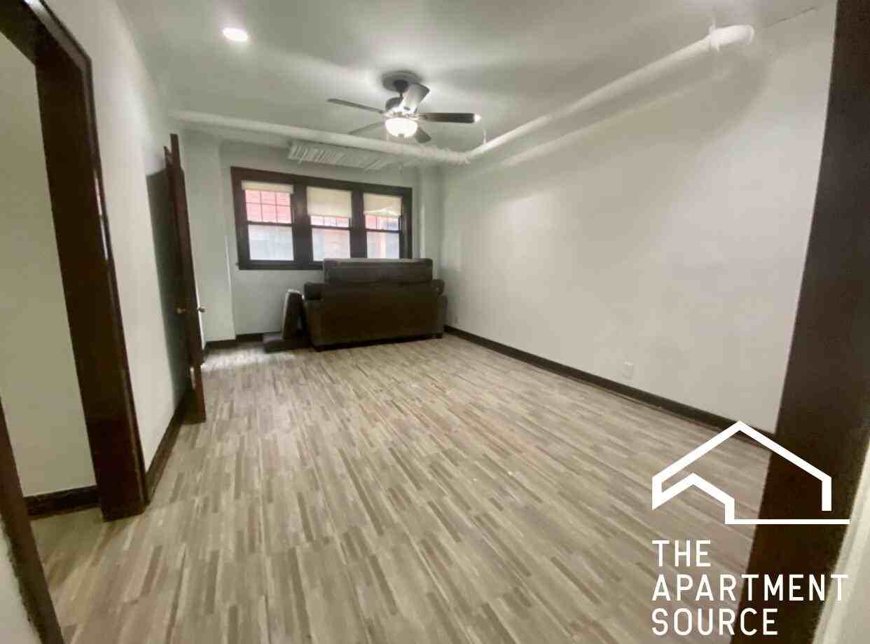 3252 Maple Ave #BB - Photo 3 of 16