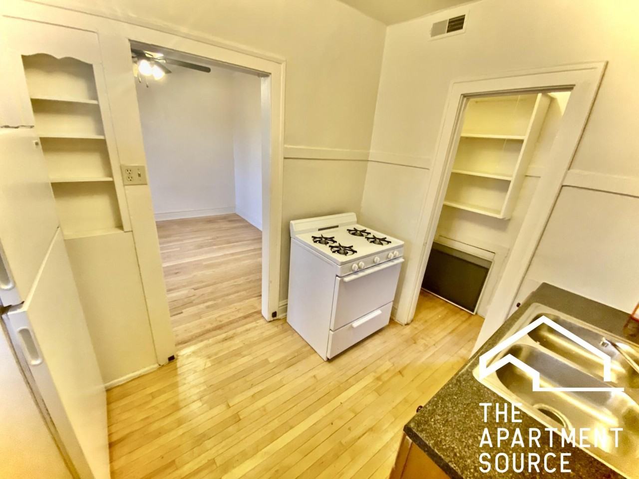 154 Des Plaines Ave #K - Photo 5 of 25