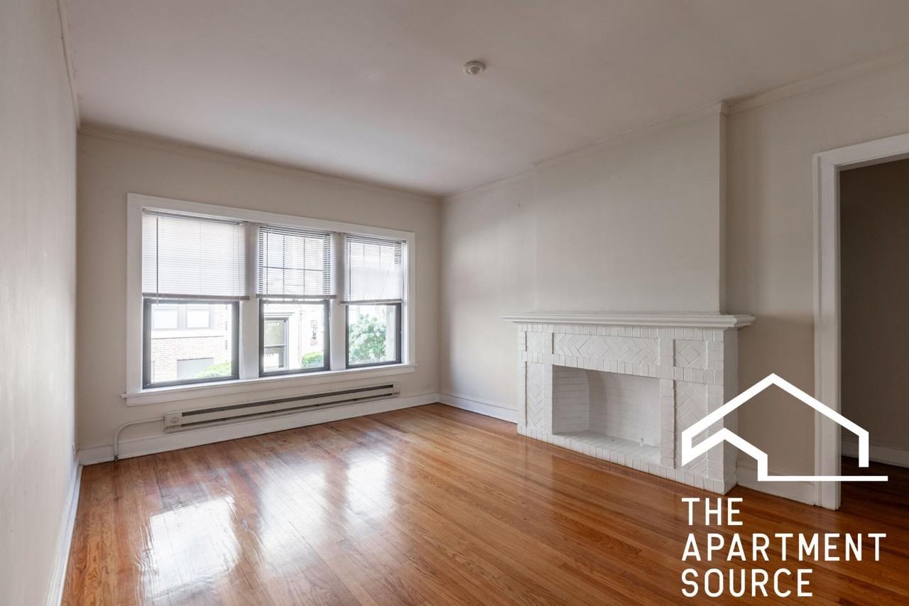 1315 Oak Ave #I2 - Photo 4 of 13