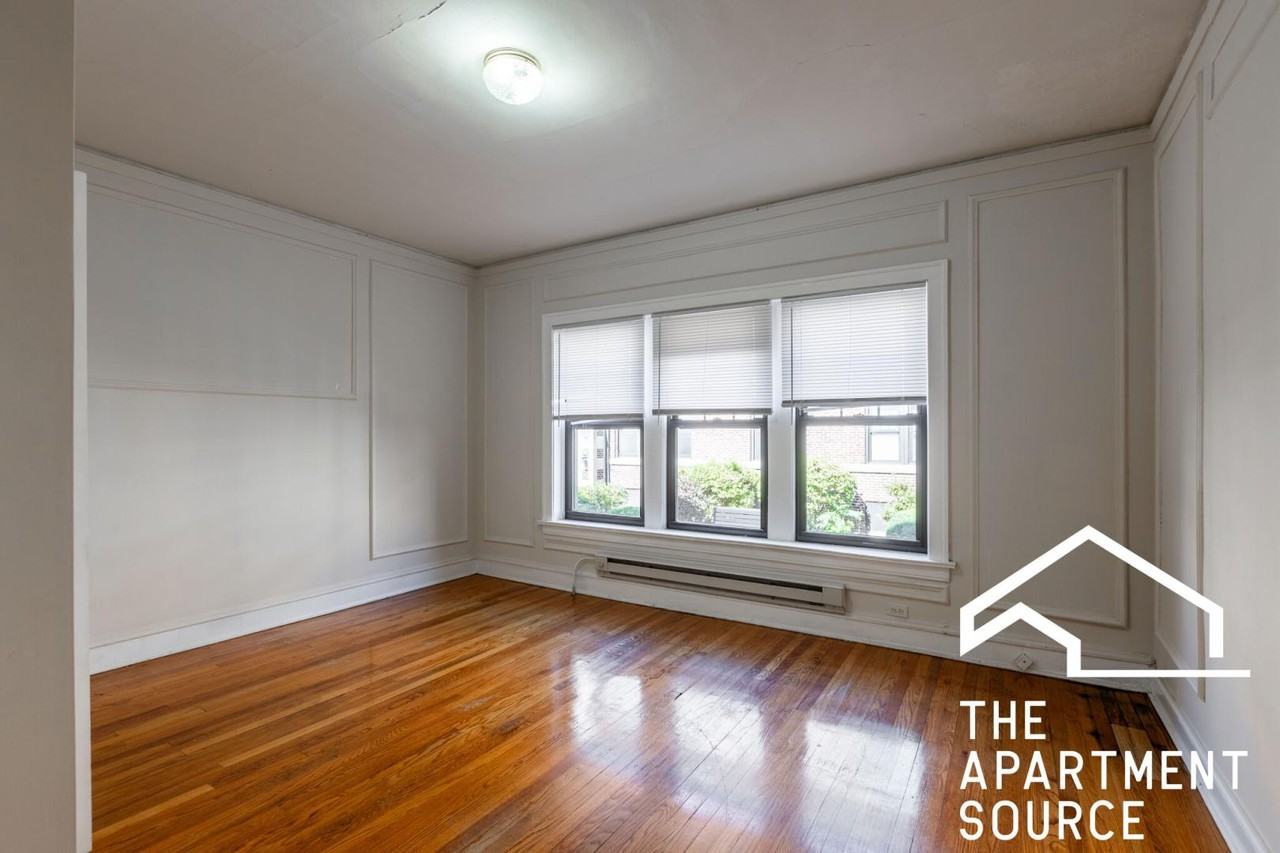 1315 Oak Ave #I2 - Photo 5 of 13