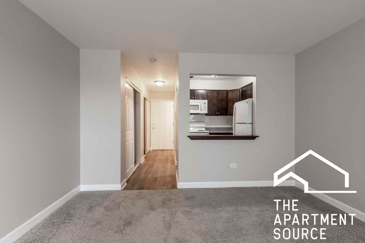 7300 W North Ave #4B - Photo 4 of 22