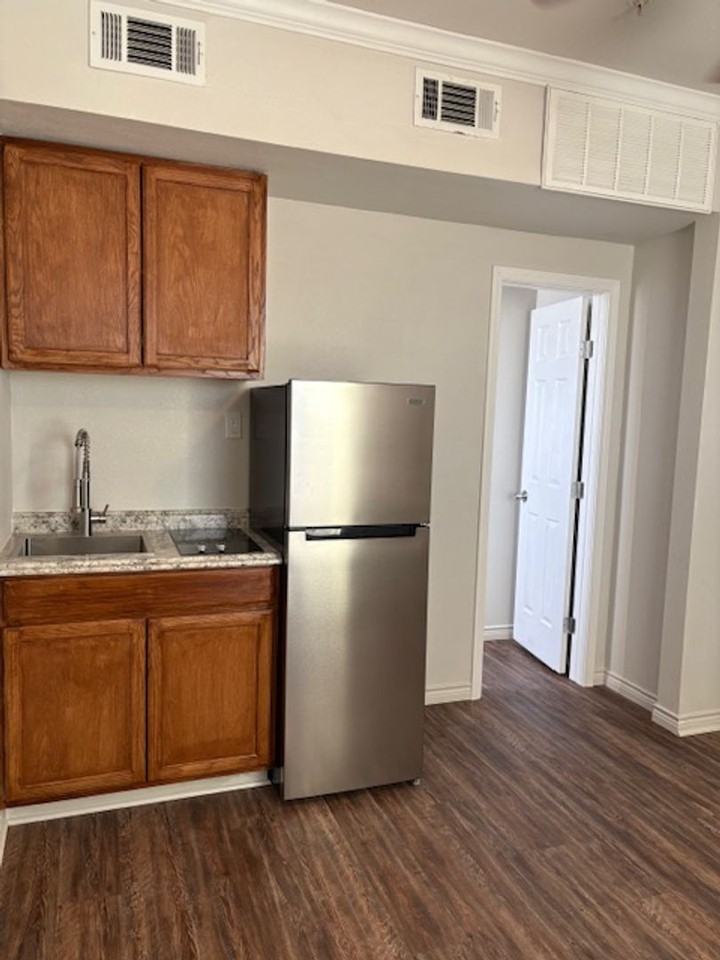 4100 W Illinois Ave Apt A101 #A101 - Photo 5 of 25