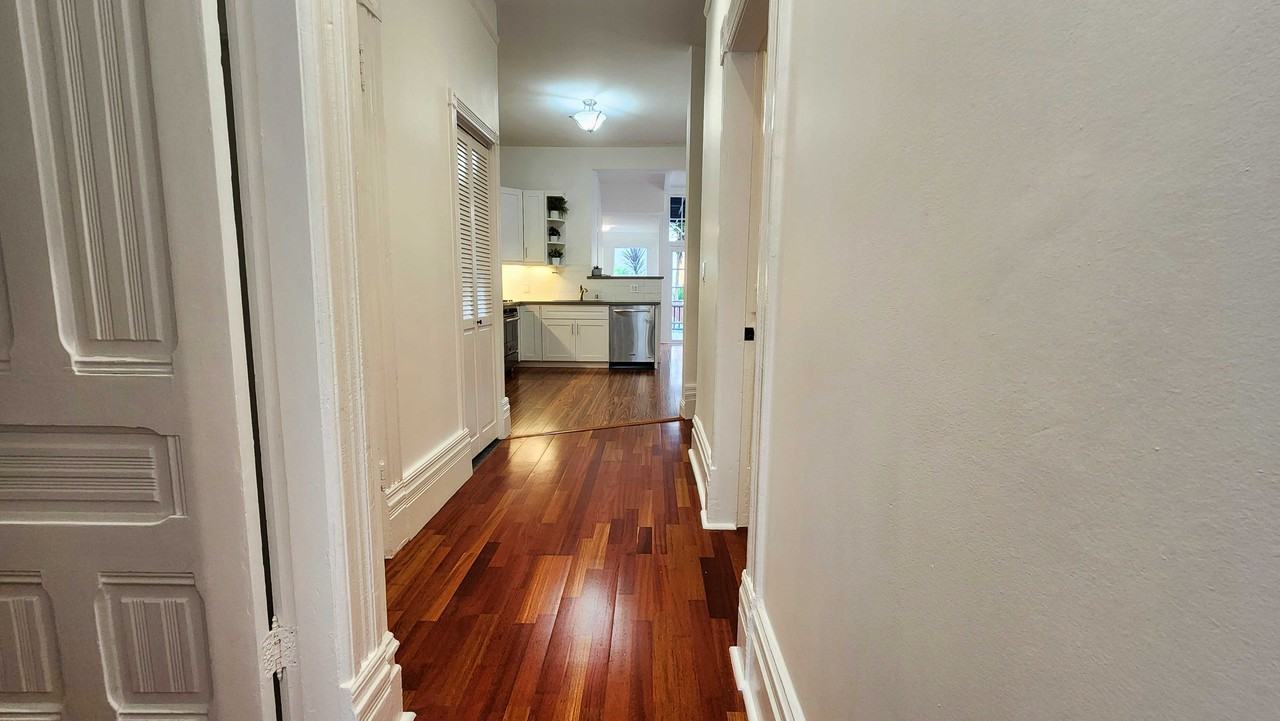 542 Lyon St - Photo 2 of 16