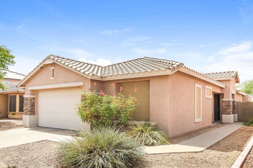 15233 W Banff Ln - Photo 3 of 16