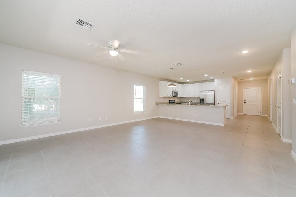 326 Caldbeck Way - Photo 4 of 16
