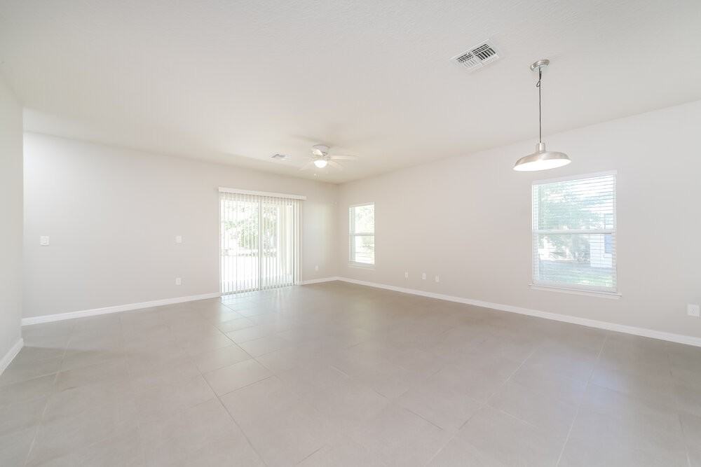 326 Caldbeck Way - Photo 6 of 16