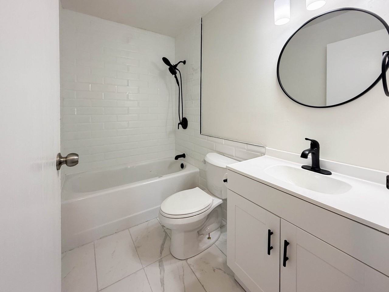 704 Canboro Road - Photo 5 of 16