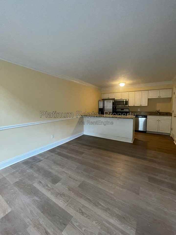 6980 Roswell Rd Ne #L5 - Photo 6 of 23