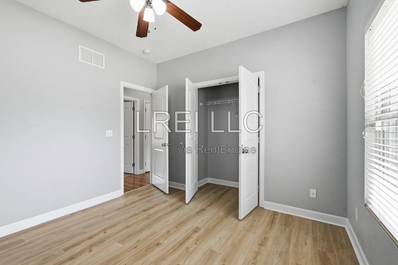 116 Ashton Walk - Photo 7 of 21