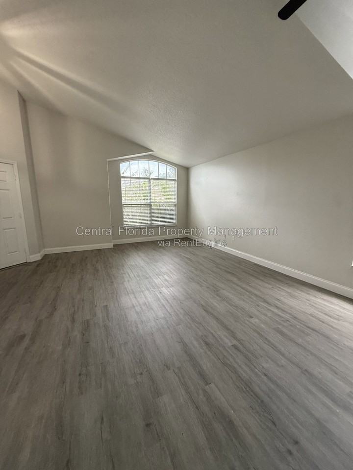 2791 Blue Raven Ct - Photo 5 of 24