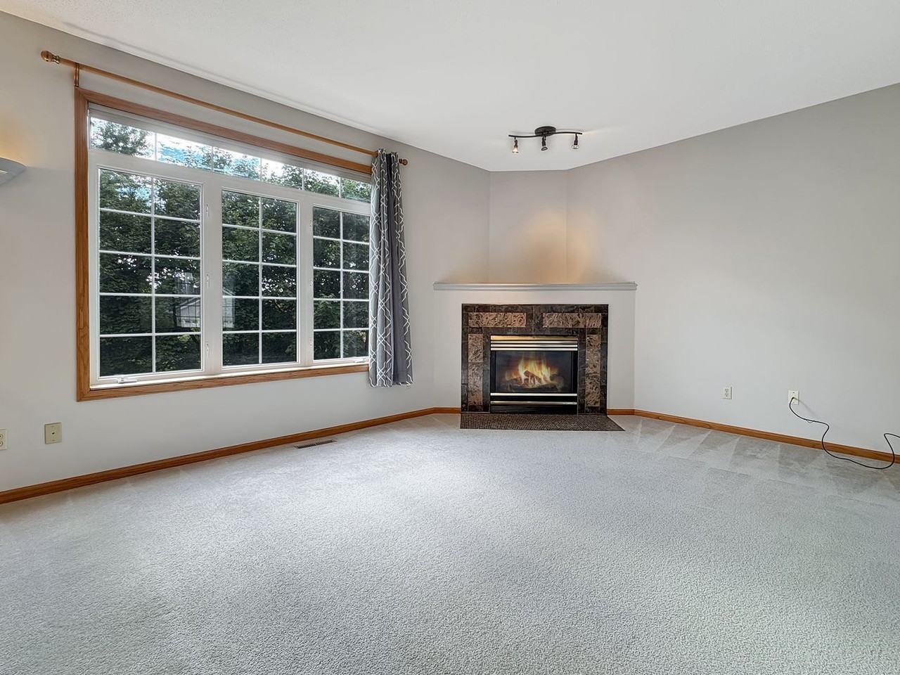 1839 Valley Ridge Trl S - Photo 4 of 43