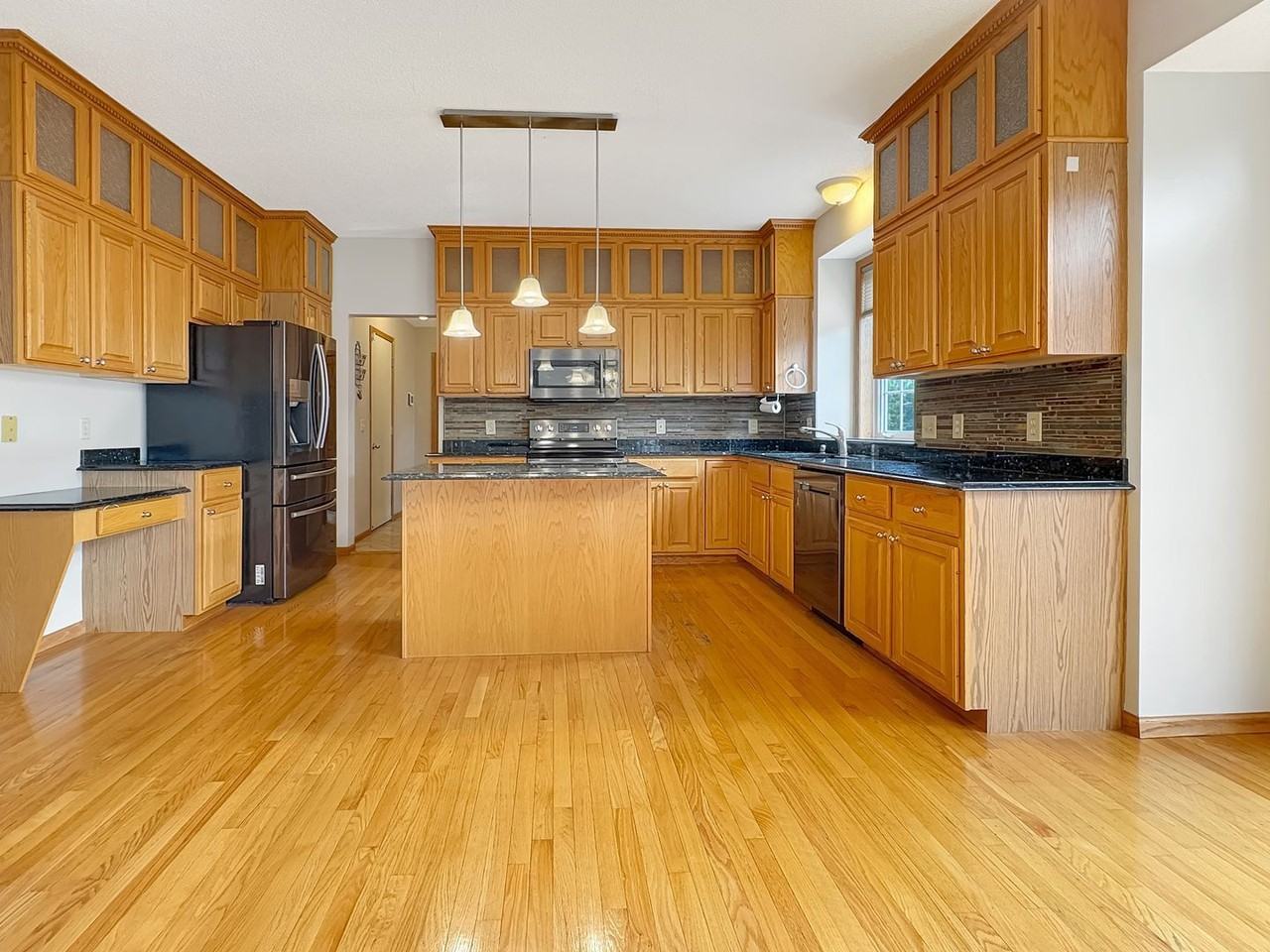 1839 Valley Ridge Trl S - Photo 7 of 43